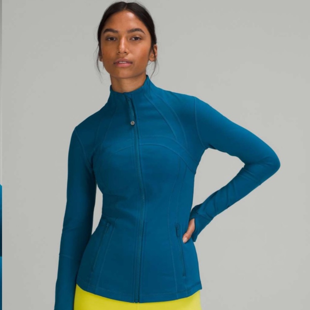 Lululemon Define Jacket
Capri